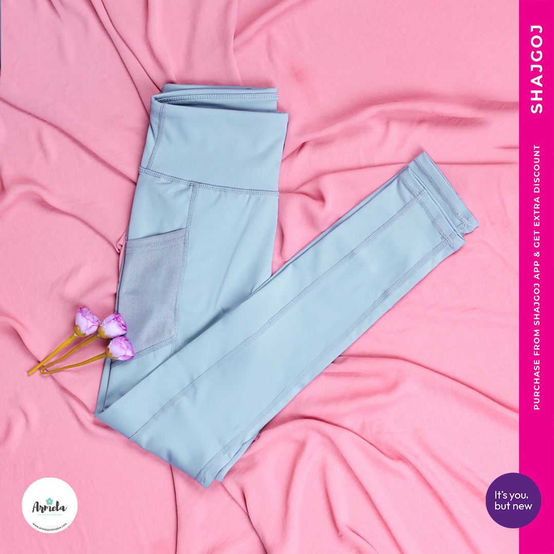 armela-yoga-pocket-leggings-pastel-blue Armela Yoga Pocket Leggings - Pastel Blue - Image 1