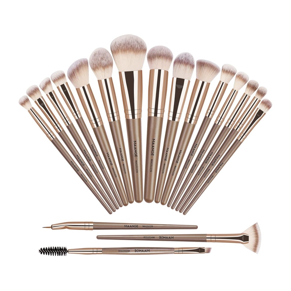 lily-easy-off-nailpolish-remover-30ml-1 MAANGE Pro Makeup Brush 18pcs - Brown - Image 1