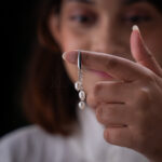 Solo Trio Pearl Earrings - Image 4